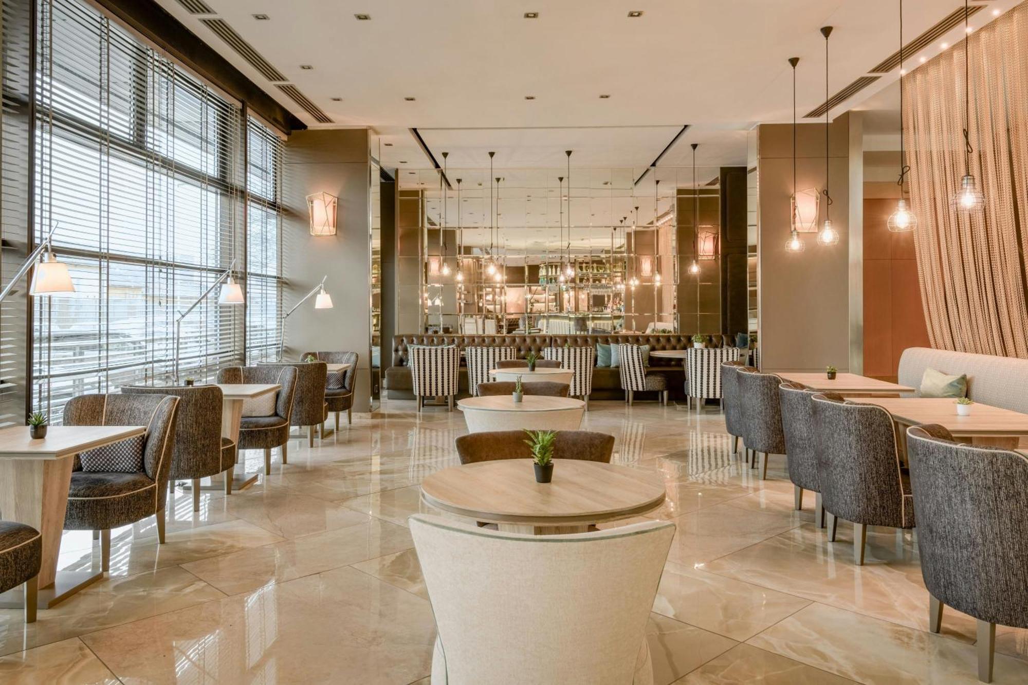 Ac Hotel Firenze By Marriott Екстериор снимка