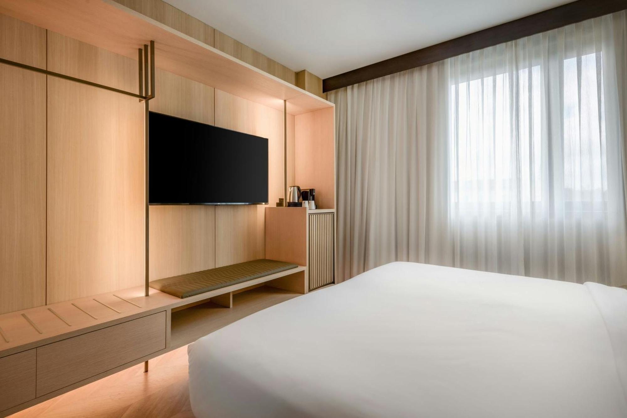 Ac Hotel Firenze By Marriott Екстериор снимка