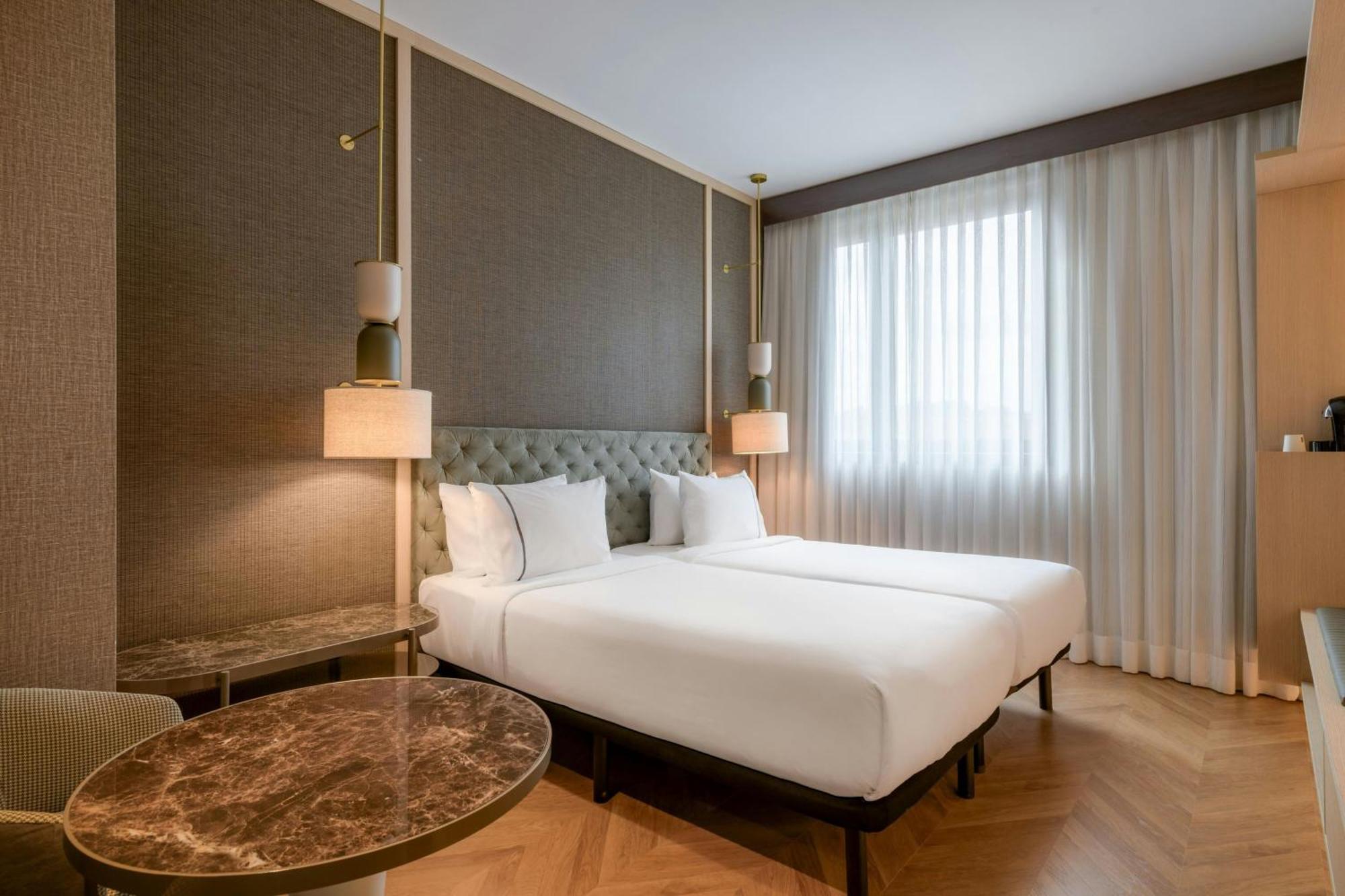 Ac Hotel Firenze By Marriott Екстериор снимка